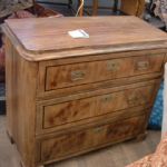 318 2397 CHEST OF DRAWERS